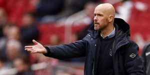 تن هاغ لكرويف: يجب عدم الصراخ على اللاعبين الشباب