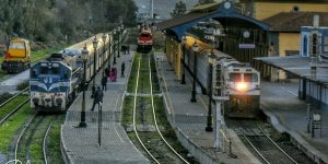 تمديد خط السكة الحديدية وهران-سعيدة إلى عين كرمس