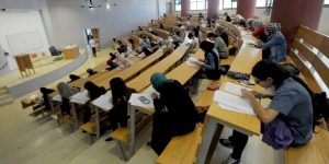 هذه رزنامة العطل للسنة الجامعية 2023-2024