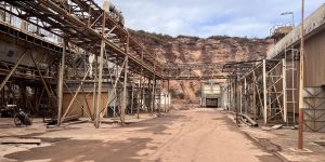 باتنة.. استرجاع أزيد من 21 هكتارا من العقار الصناعي غير المستغل