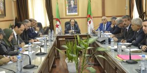 زيادات الأجور وضبط مستحقات عمال القطاع محور الندوة الوطنية لوزير التربية