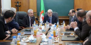 تنصيب محمد الهادي حناشي رئيسا جديدا لسلطة ضبط البريد والاتصالات الإلكترونية