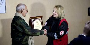 الرئيس غالي يكرّم رئيسة الهلال الأحمر الجزائري