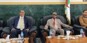 زويليفليل مانديلا يزور مخيمات اللاجئين الصحراويين