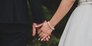 العانس في بيت زوجي