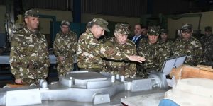 تطوير الصناعات العسكرية بالاعتماد على توطين ونقل التكنولوجيات