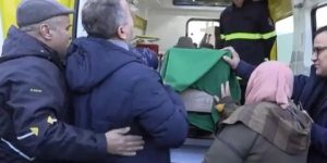 وصول جثماني المواطنتين الجزائريتين المتوفيتين جراء زلزال تركيا إلى أرض الوطن