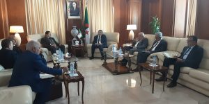 عرقاب يستقبل وفدا عن الفيدرالية الجزائرية لصناعة الحجارة والمواد المعدنية