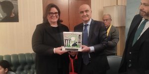 جمعية الصداقة الإيطالية-العربية تكرّم سفير الجزائر بروما