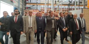 بوغالي يسدي تعليمات لتشخيص العراقيل التي تعترض المستثمرين.. تسوية 18 انشغالا للصناعيين بولاية وهران من بين الـ19 المطروحة