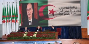 رئيس الجمهورية يشرف على افتتاح أشغال الجلسات الوطنية للفلاحة 