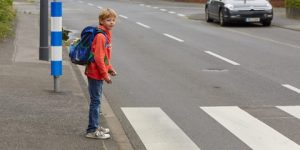 هيا نتعلم الآداب الإسلامية – للأطفال – آداب الطريق