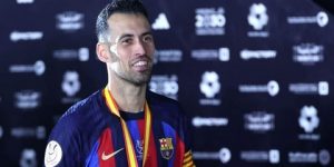 برشلونة يخسر جهود بوسكيتس ضد مانشستر يونايتد