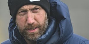 بسبب نتائج الفريق السيئة.. تهديدات بالقتل لمدرب تشيلسي