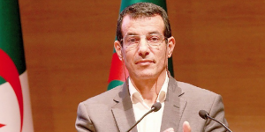 لعباطشة يؤكد: الفعل النقابي ركيزة أساسية للمشاركة في الأدوار التنموية