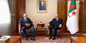 الوزير الأول يستقبل وزير الداخلية لدولة فلسطين