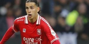 زروقي يصاب وقد يضيع تربص “الخضر”