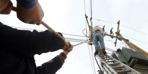 باتنة.. أزيد من 350 مليون دج لاستكمال ربط مناطق بلدية كيمل بشبكة الكهرباء