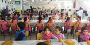 مرّاد.. مشروع إنشاء ديوان وطني للمطاعم المدرسية على طاولة الوزير الأول