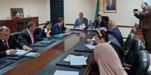 اجتماع عمل بين الوكالة الجزائرية لترقية الاستثمار والاتحاد الوطني للمقاولين العموميين