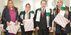 بلعابد يشيد بجهود ومثابرة النساء العاملات في قطاع التعليم