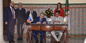 التوقيع على مذكرة تفاهم بين ولاية الجزائر ومدينة موسكو