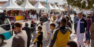 انطلاق الصالون الوطني للصناعات التقليدية “ربيع الزيبان” بمشاركة أكثر من 100 حرفي