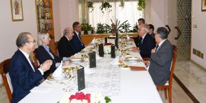 غداء عمل يجمع رئيس الجمهورية بالممثل السامي للاتحاد الأوروبي للشؤون الخارجية