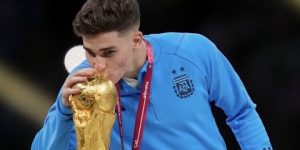 سيلفا ينتقد اختيار مركز ألفاريز بجوائز الأفضل