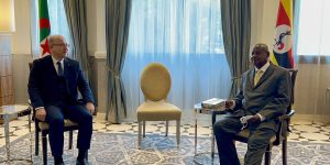 الرئيس الأوغندي يستقبل الوزير الأول