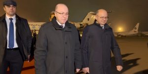 ممثلا لرئيس الجمهورية .. الوزير الأوّل في أذربيجان