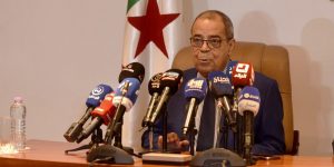 فيما لم يتم التطرق لأسباب ذلك.. عون ينهي مهام مسؤولين بوزارة الصناعة