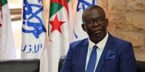 المدير العام لوكالة الأنباء الكونغولية في زيارة إلى مقر الإذاعة الجزائرية