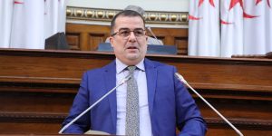 القانون المتعلق بممارسة الحق النقابي يهدف إلى إعادة تنظيم المشهد النقابي