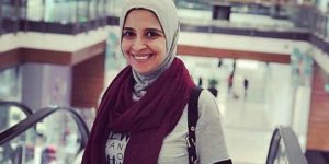 حنان ترك مصدومة مما وجدته في حقيبة سيارتها