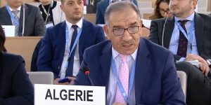 الجزائر تجدد الدعوة إلى احترام حقوق الصحراويين غير القابلة للتصرف أو التفاوض
