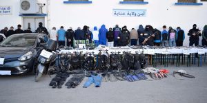 تفكيك عصابة أحياء زرعت الرعب وسط المواطنين وتوقيف 59 شخصا بسيدي سالم