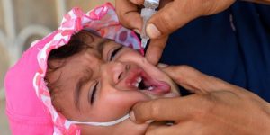 جديد الطب.. الجمع بين لقاحين يساعد على استئصال شلل الأطفال