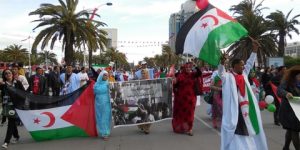 طلبة تونس يتضامنون مع المعتقلين السياسيين الصحراويين في سجون المخزن