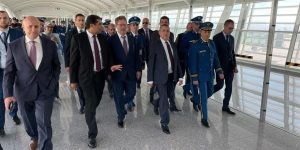 وزير الداخلية يسدي تعليمات حول استقبال أفراد الجالية الجزائرية