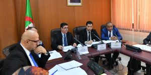 البرلمان يدرس 57 تعديلا تتعلق بمشروع قانون الوقاية من النزاعات الجماعية وتسويتها