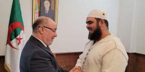 بلمهدي يستقبل فضيلة الشيخ الدكتور وليد مهساس