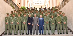 ضباط المدرسة العليا العسكرية للإعلام والاتصال في زيارة بيداغوجية للبرلمان
