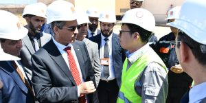 حكار يطلع بأرزيو على تقدم مشروع مركب بتروكيمياوي