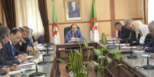 وزير التربية يجتمع بعدد من التنظيمات المعتمدة لأولياء التلاميذ