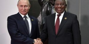 دعماً لمصالحها مع روسيا.. جنوب أفريقيا تحظر بيع الأسلحة لبولندا