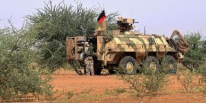وزير الدفاع الألماني: سنسحب قواتنا من مالي خلال سنة