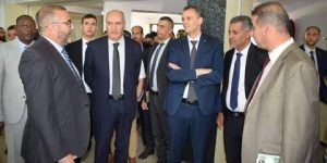 حماد يؤكد تدعيم ولاية تيبازة بهياكل رياضية هامة