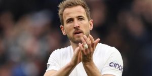 هاري كين متهم بالغش ومدرب توتنهام يدافع