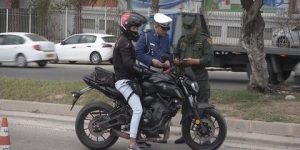 منع سير الدرجات النارية والمركبات “المزعجة” ليلا